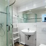 Nautilus Whg 10 *